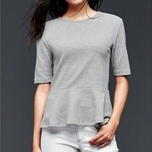 SALE 🍂Gap Peplum Grey Top sz L